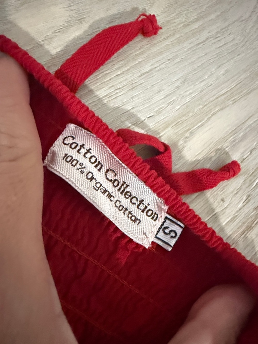 Red Crochet Halter Crop Top - Picture 2 of 4